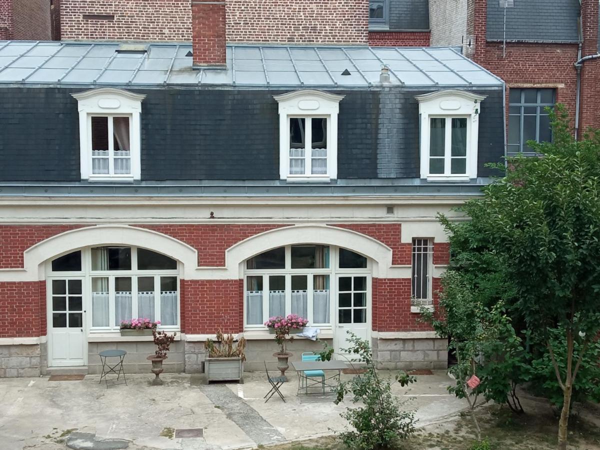 Au Pied Du Beffroi Daire Arras Dış mekan fotoğraf