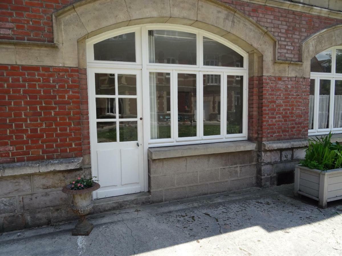 Au Pied Du Beffroi Daire Arras Dış mekan fotoğraf